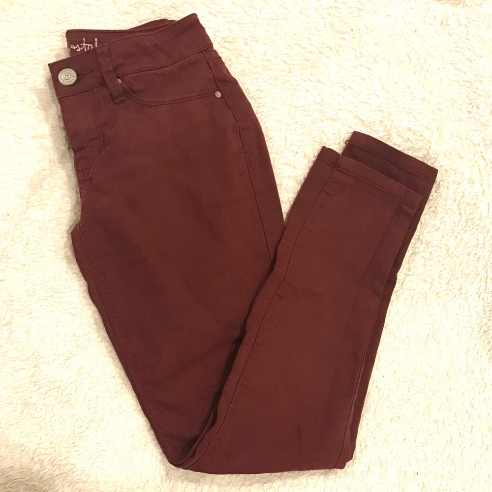 Aeropostale burgundy skinny jeggings jeans, 000